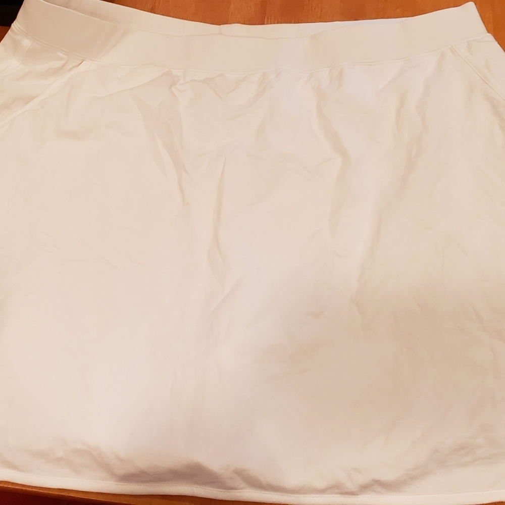 New! Skort